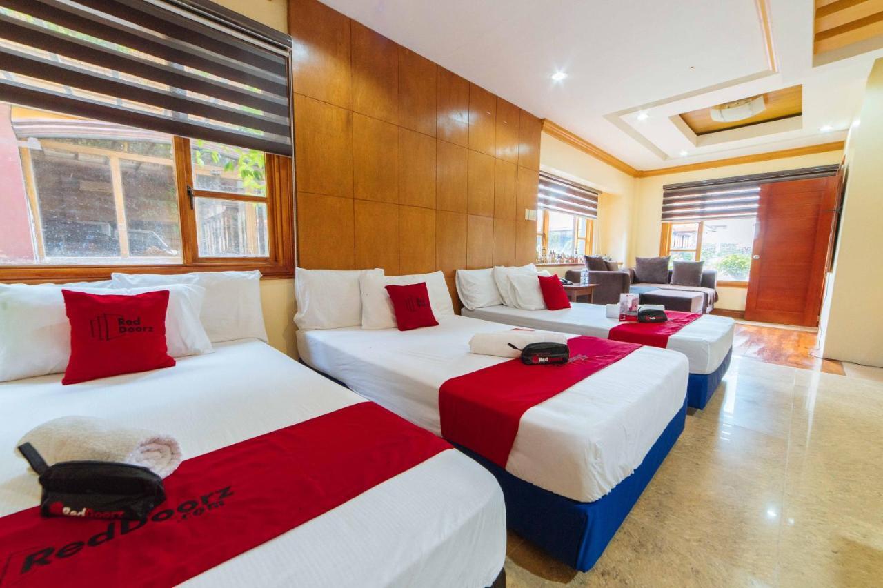 Reddoorz Plus @ Starhomes Olivianville Tarlac City Eksteriør bilde
