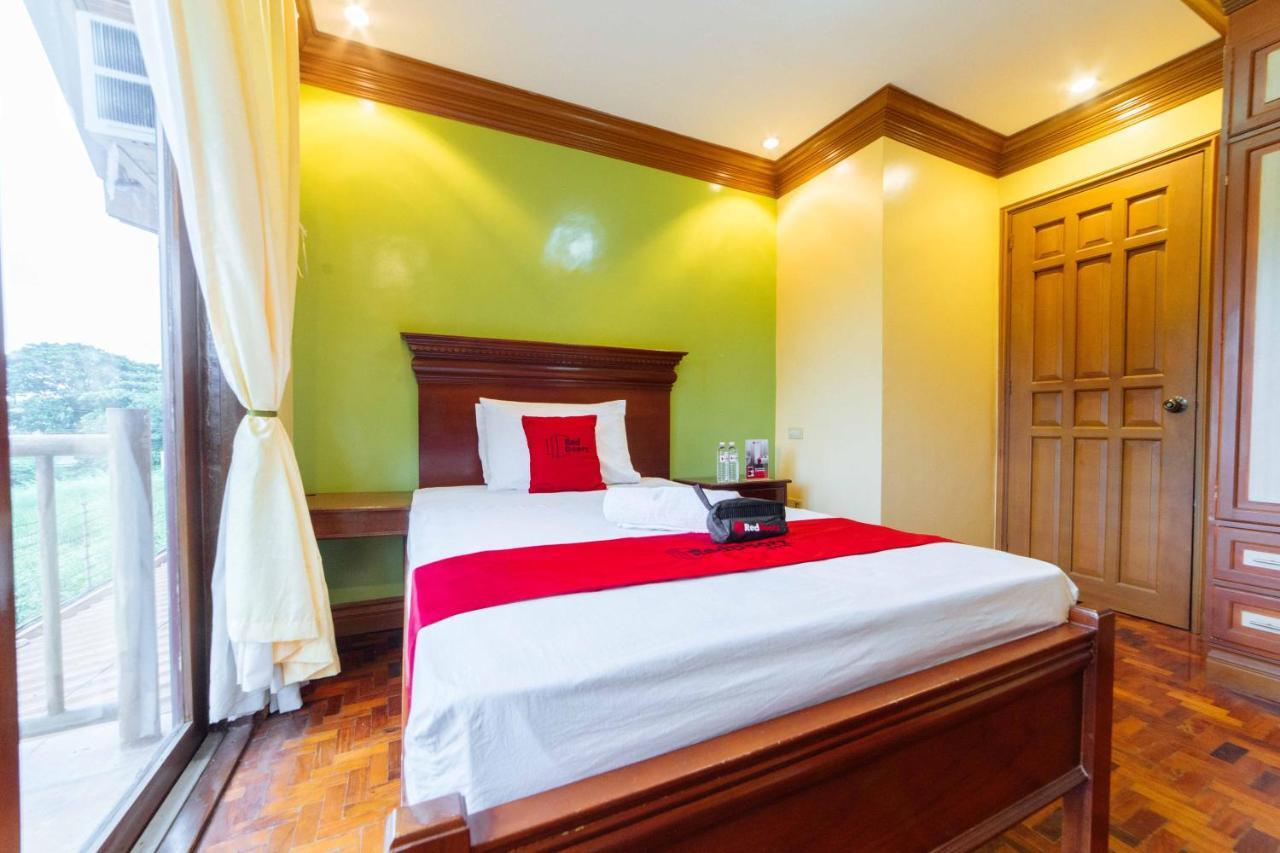 Reddoorz Plus @ Starhomes Olivianville Tarlac City Eksteriør bilde