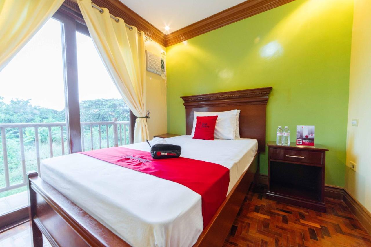 Reddoorz Plus @ Starhomes Olivianville Tarlac City Eksteriør bilde